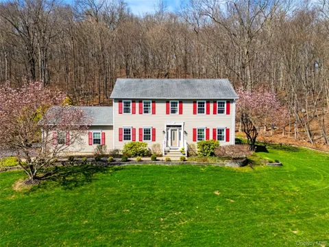 33 Orchard Court