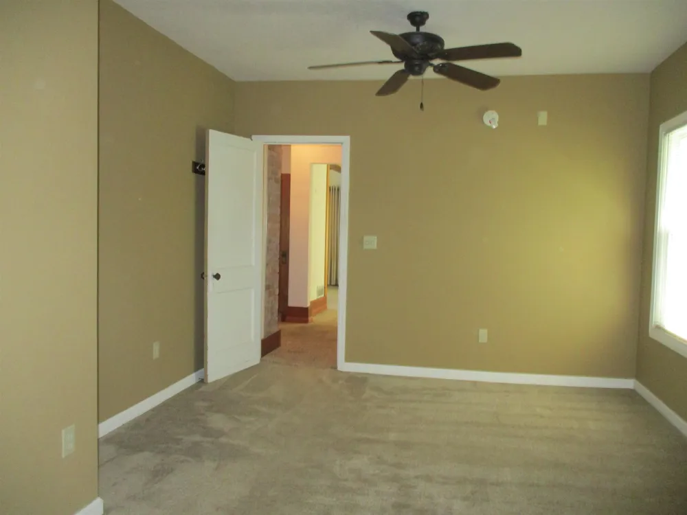 621 Wright Street Breckenridge Village, MI 48615
