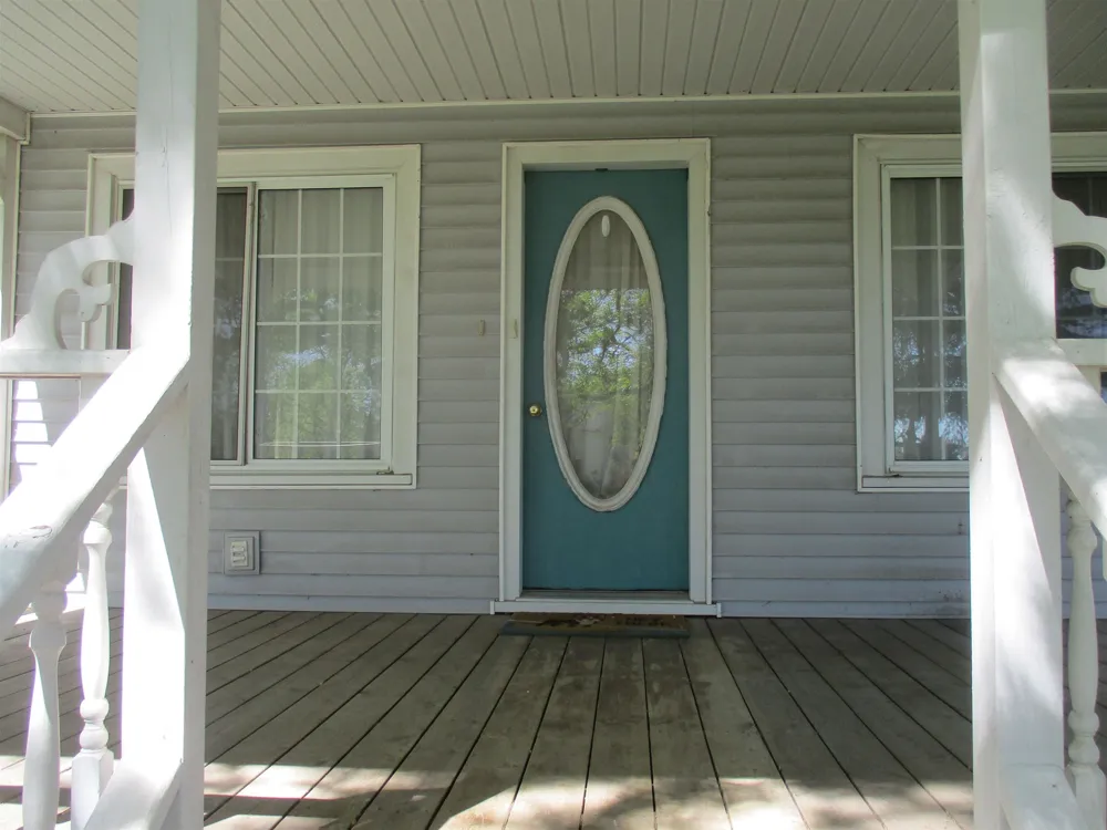 621 Wright Street Breckenridge Village, MI 48615