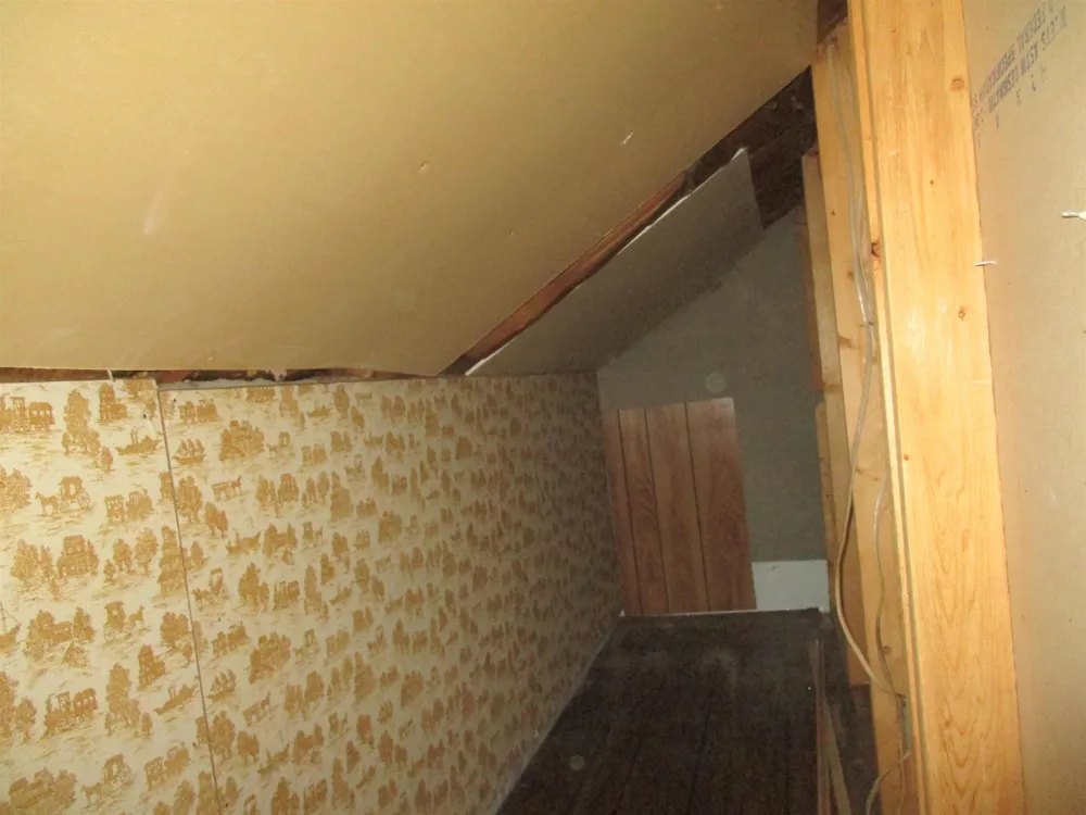 621 Wright Street Breckenridge Village, MI 48615