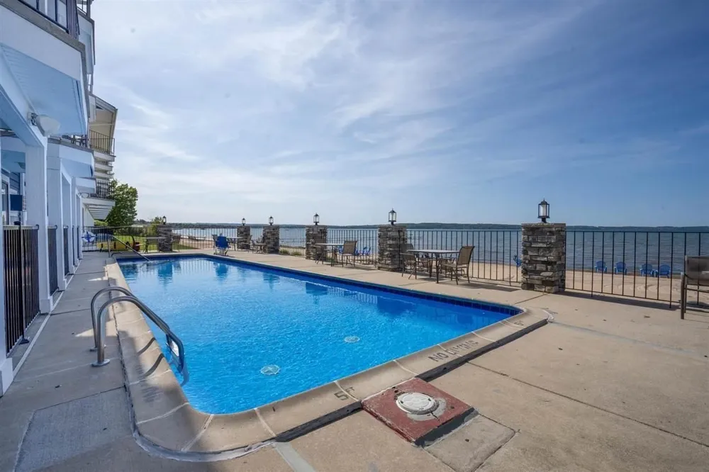 2211 US-131 N East Bay Township, MI 49686