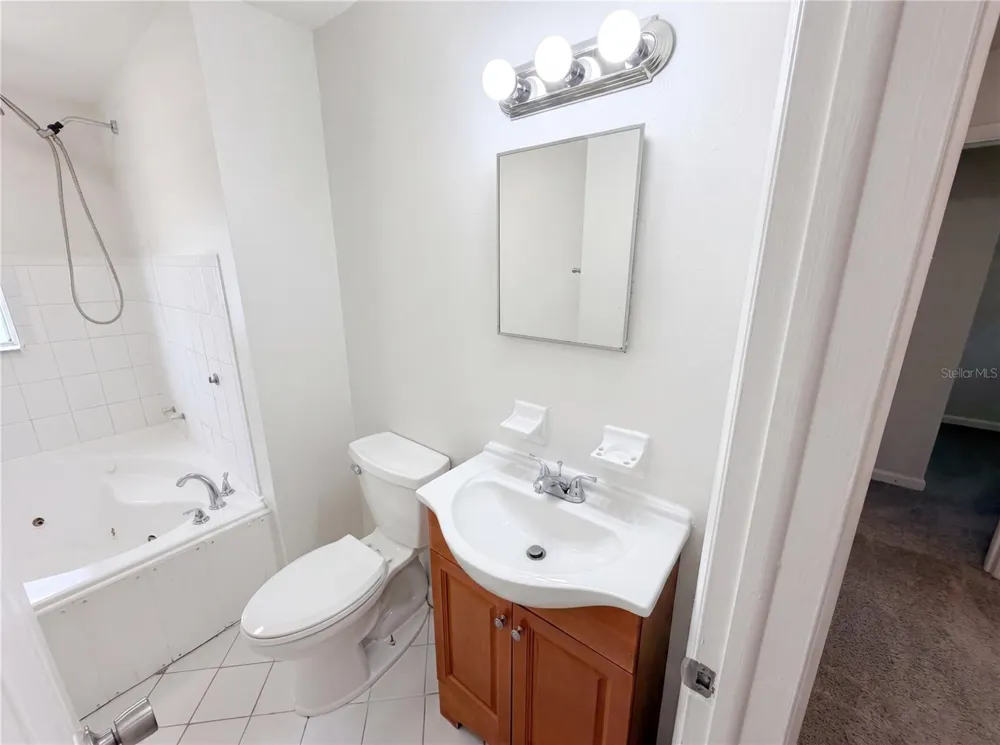 1057 LAKEMOOR BOULEVARD Rockledge, FL 32955