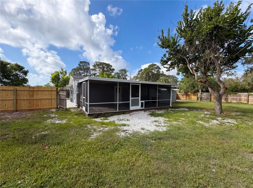 1057 LAKEMOOR BOULEVARD Rockledge, FL 32955