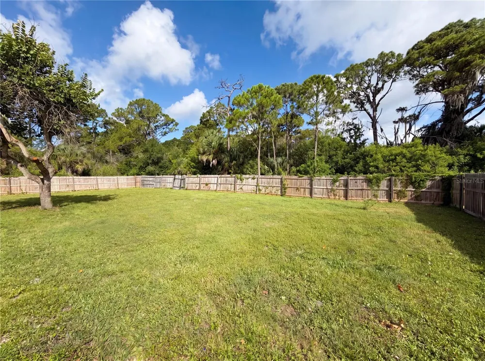 1057 LAKEMOOR BOULEVARD Rockledge, FL 32955