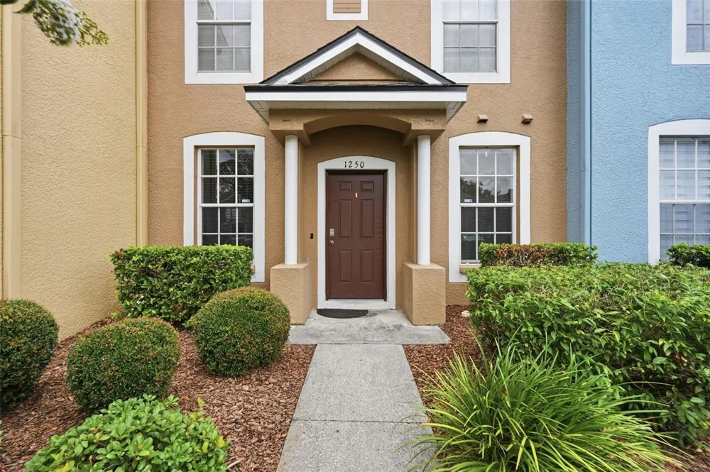 1250 CHARLESWORTH DRIVE Wesley Chapel, FL 33543