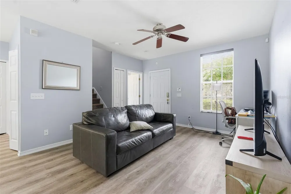 1250 CHARLESWORTH DRIVE Wesley Chapel, FL 33543