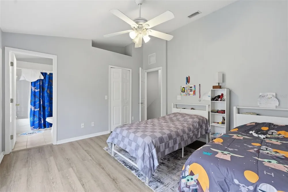 1250 CHARLESWORTH DRIVE Wesley Chapel, FL 33543