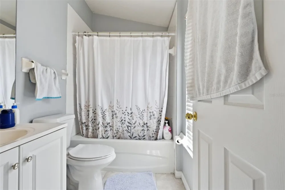 1250 CHARLESWORTH DRIVE Wesley Chapel, FL 33543