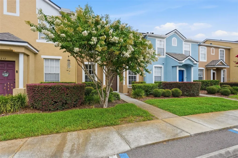 1250 CHARLESWORTH DRIVE Wesley Chapel, FL 33543
