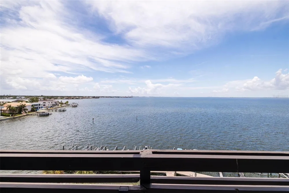 5700 MARINER STREET #702 & 703 Tampa, FL 33609