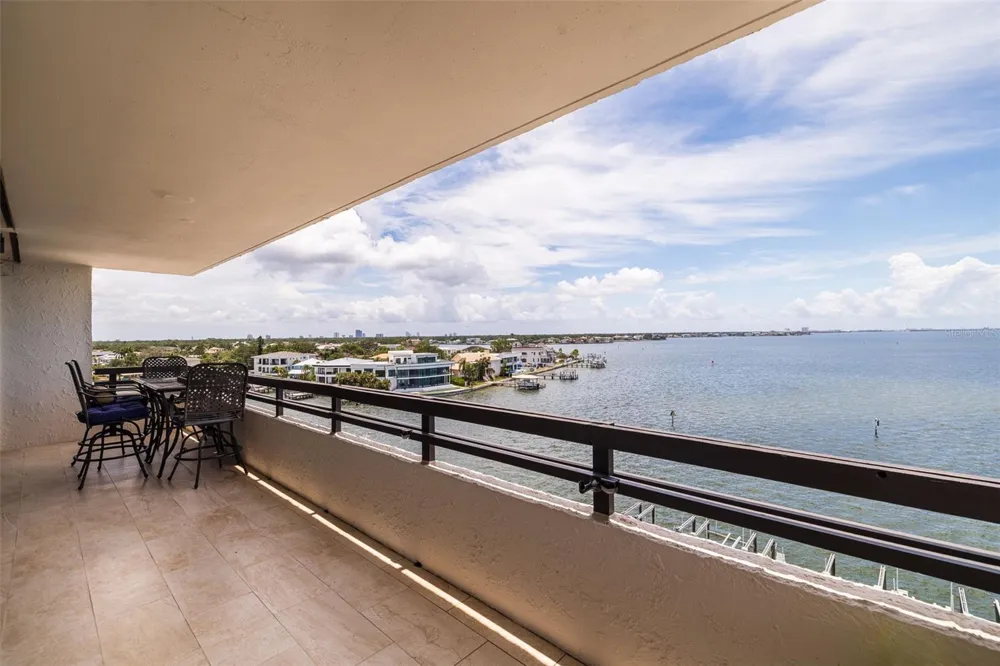 5700 MARINER STREET #702 & 703 Tampa, FL 33609