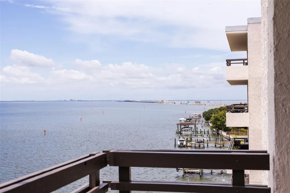 5700 MARINER STREET #702 & 703 Tampa, FL 33609