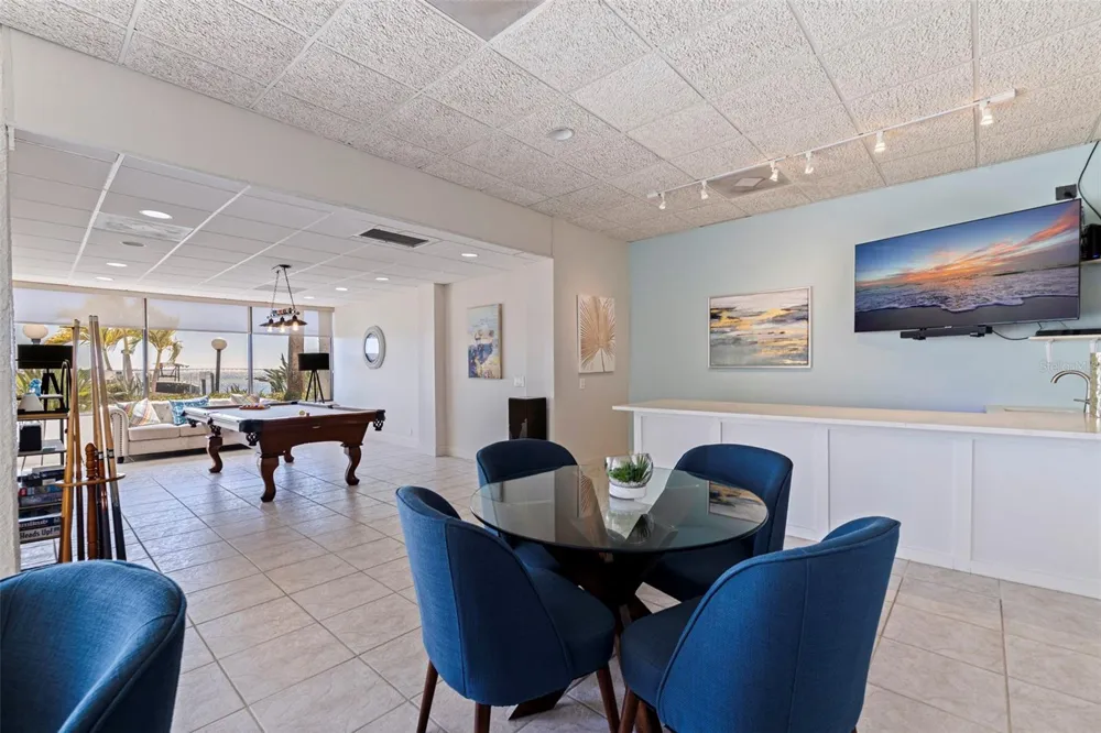 5700 MARINER STREET #702 & 703 Tampa, FL 33609