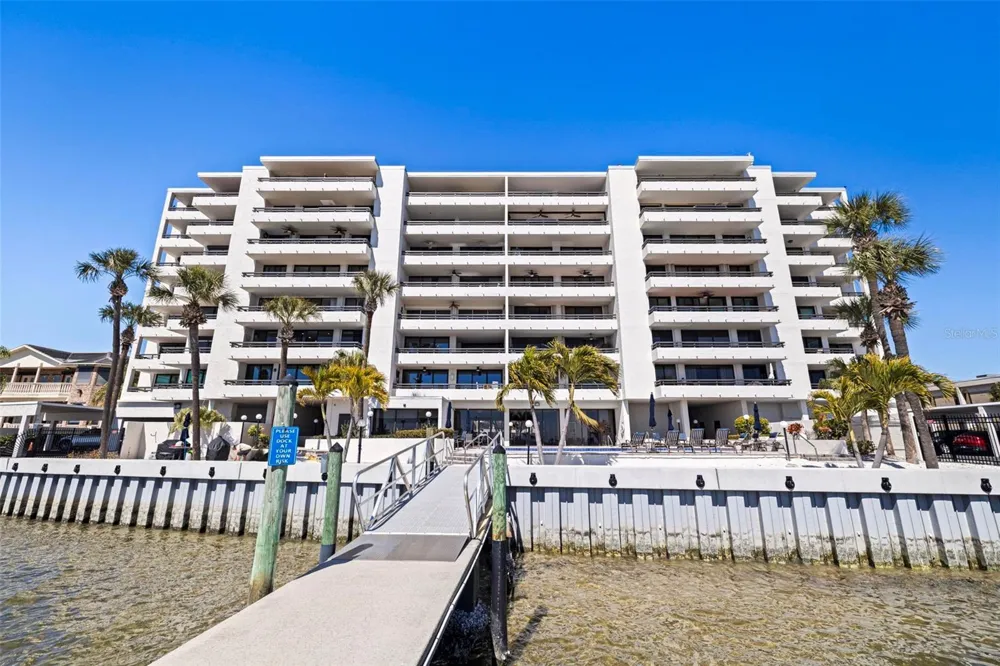 5700 MARINER STREET #702 & 703 Tampa, FL 33609