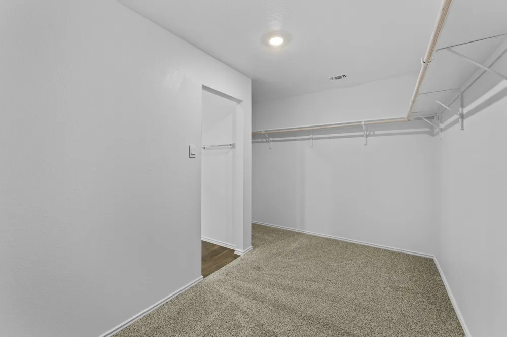 663 Ebbsfleet Drive Uhland, TX 78640