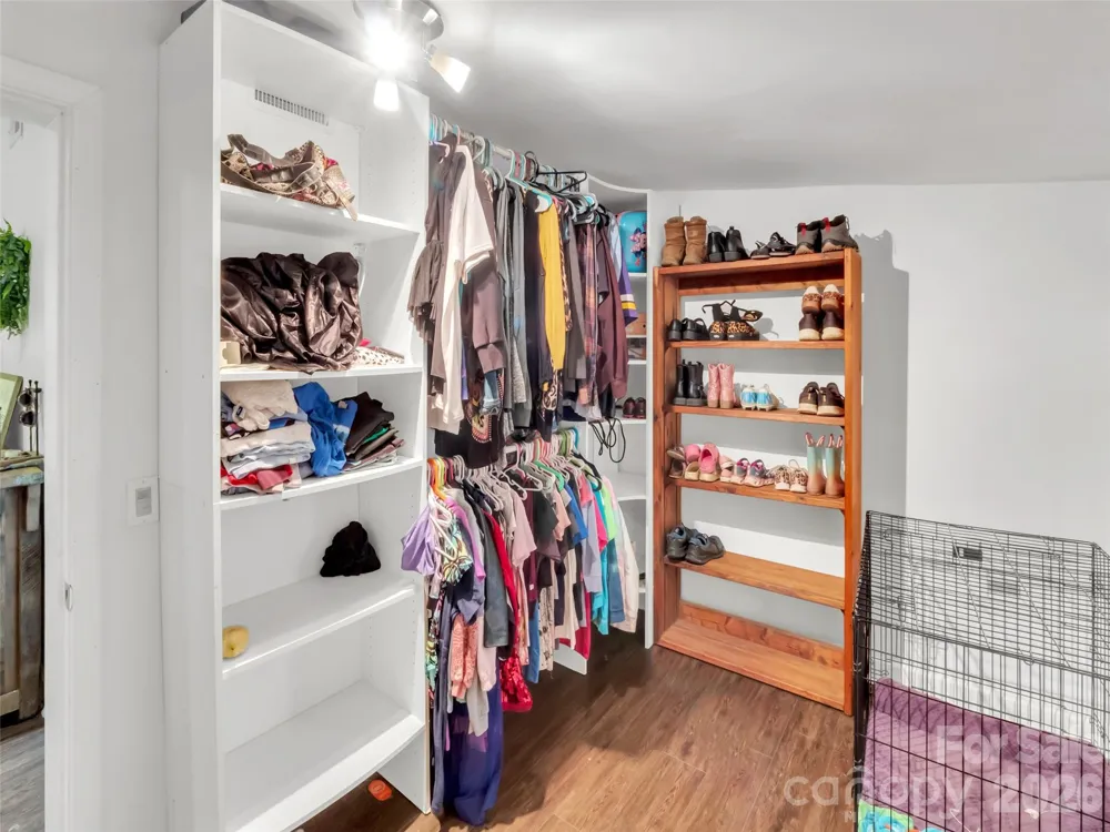 126 Arrowwood Way Canton, NC 28716
