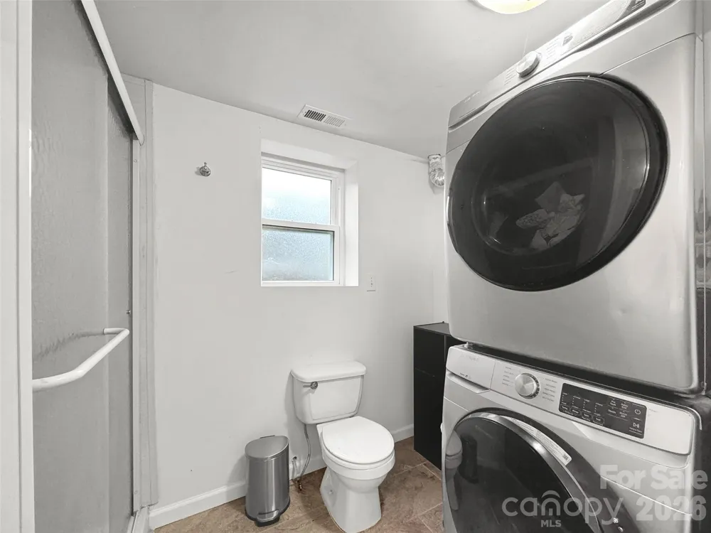126 Arrowwood Way Canton, NC 28716