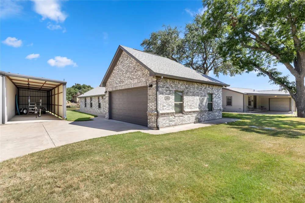 3806 Sandy Beach Drive Granbury, TX 76049
