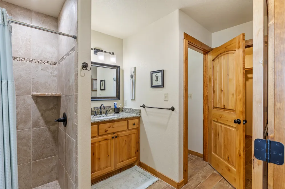 3806 Sandy Beach Drive Granbury, TX 76049