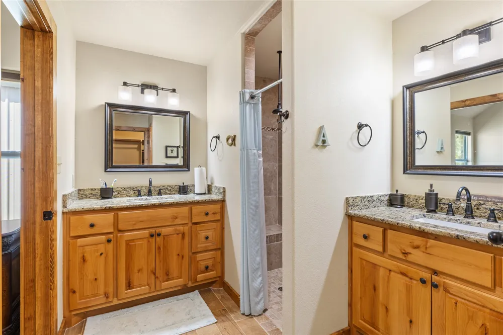 3806 Sandy Beach Drive Granbury, TX 76049