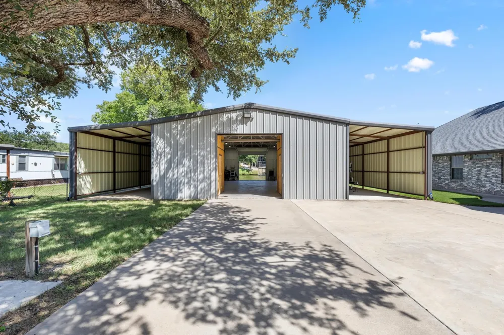 3806 Sandy Beach Drive Granbury, TX 76049