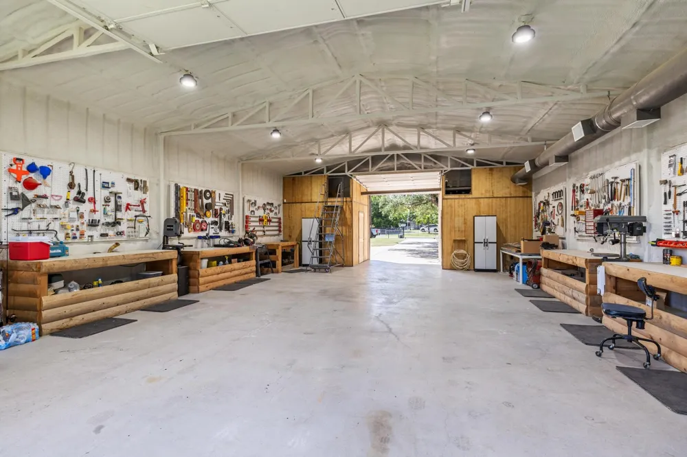3806 Sandy Beach Drive Granbury, TX 76049