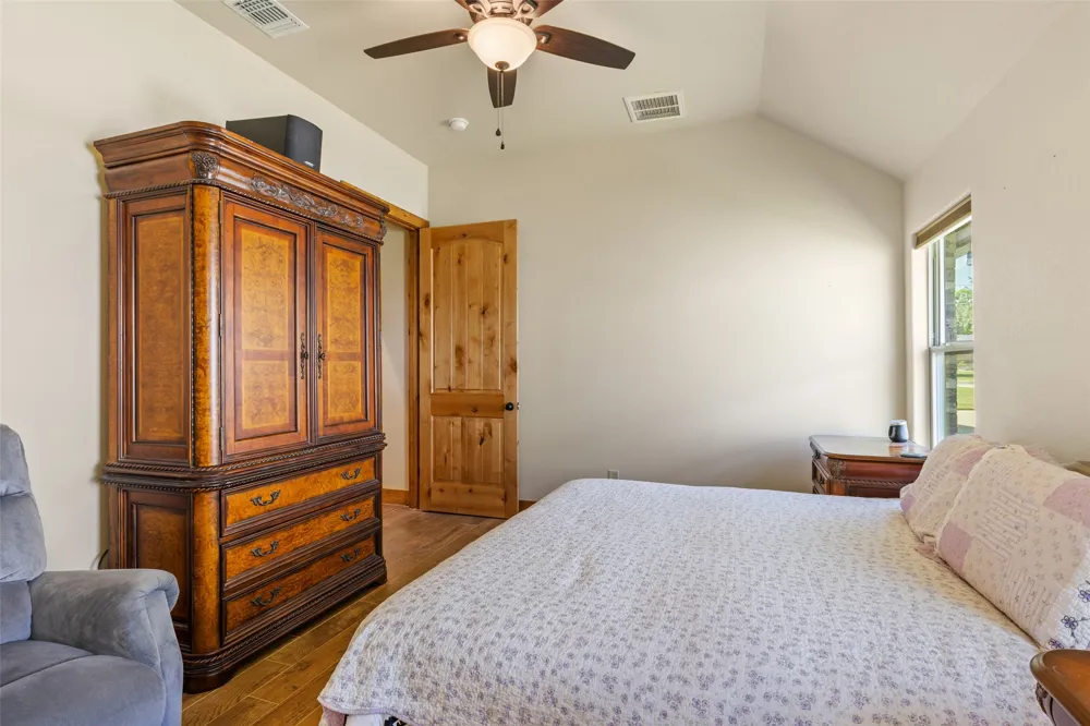 3806 Sandy Beach Drive Granbury, TX 76049