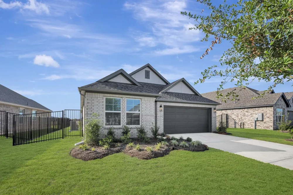 13925 Baikal Manor Drive Santa Fe, TX 77510