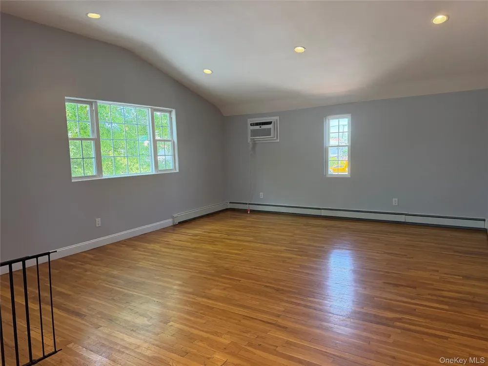 14019 247th Street Rosedale, NY 11422