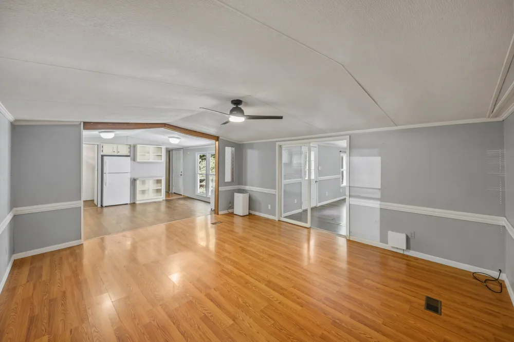 2417 Maytown Rd Bruceton, TN 38317
