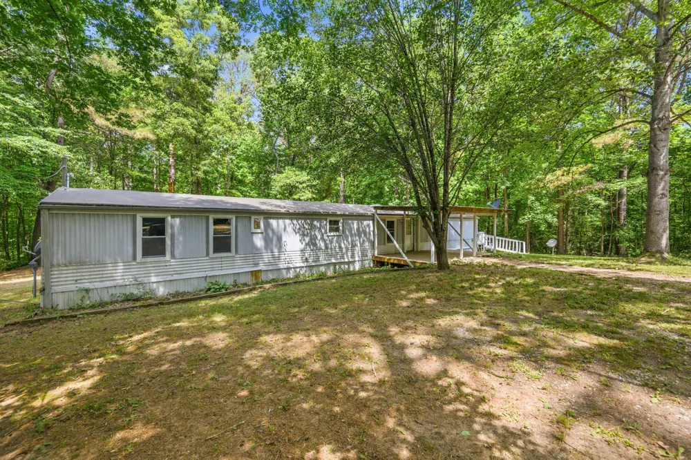 2417 Maytown Rd Bruceton, TN 38317