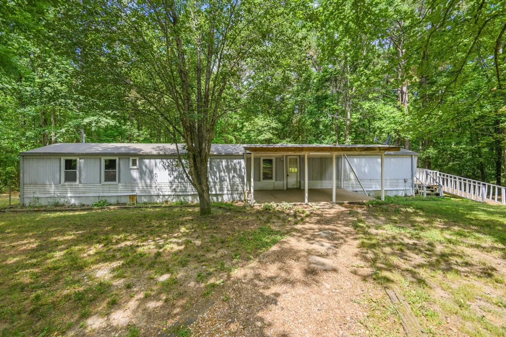 2417 Maytown Rd Bruceton, TN 38317