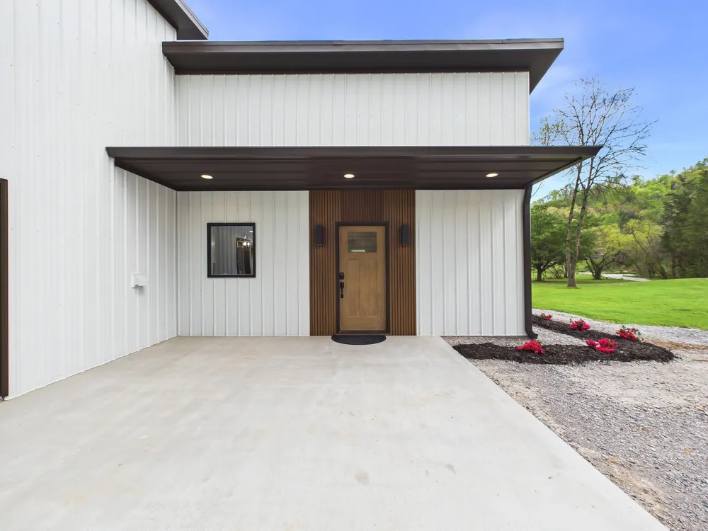 1483 Reagan Valley Road Tellico Plains, TN 37385
