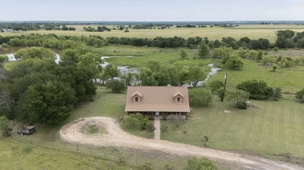 51 County Road 436 Thrall, TX 76578