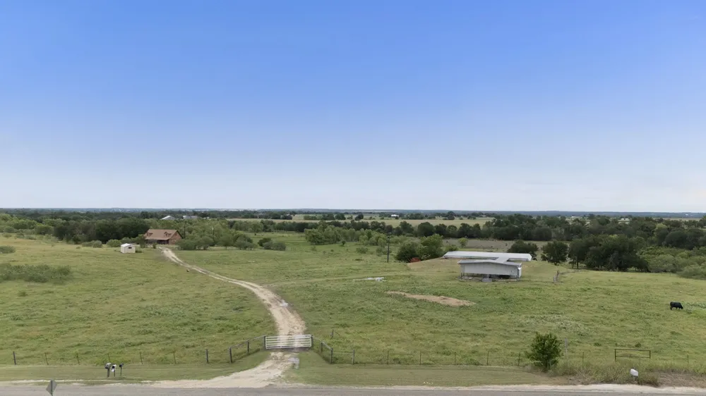 51 County Road 436 Thrall, TX 76578