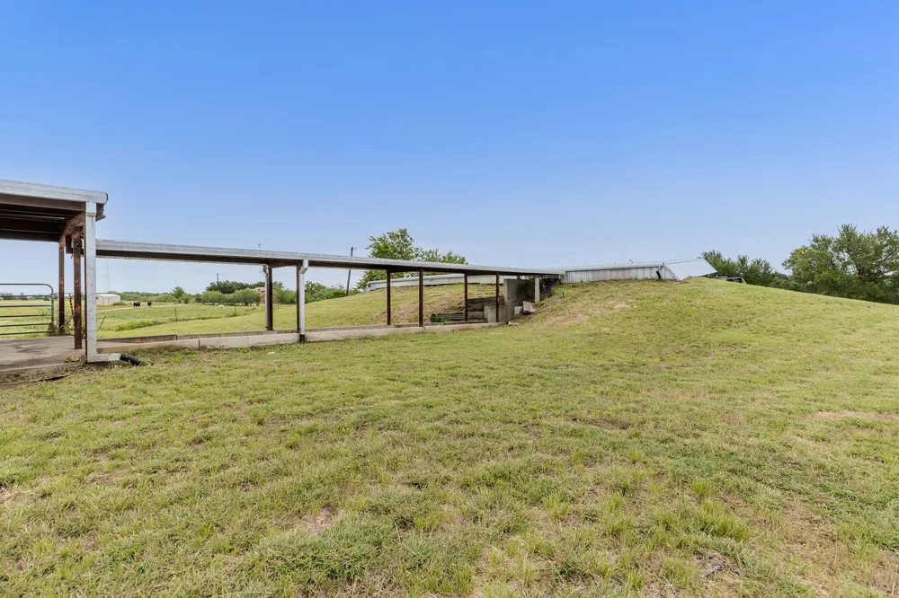 51 County Road 436 Thrall, TX 76578