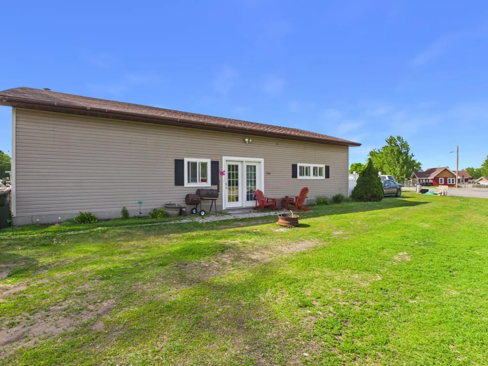 704 Getty Street S Sauk Centre, MN 56378