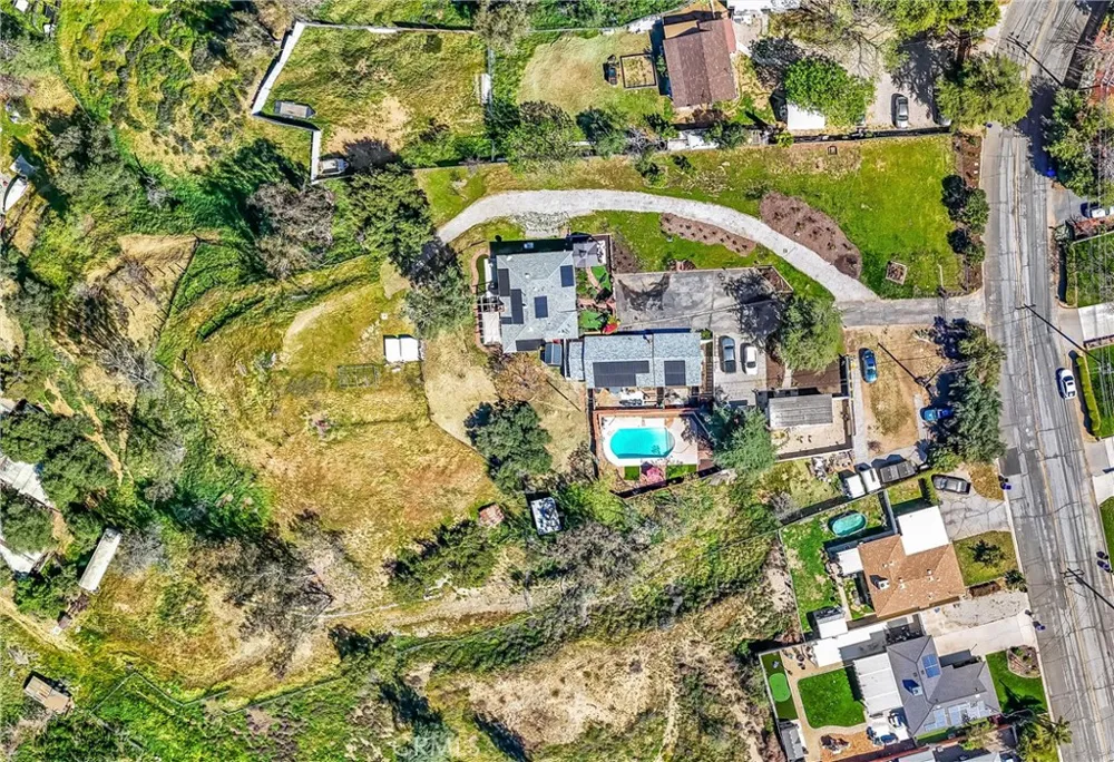 33574 Washington Drive Yucaipa, CA 92399