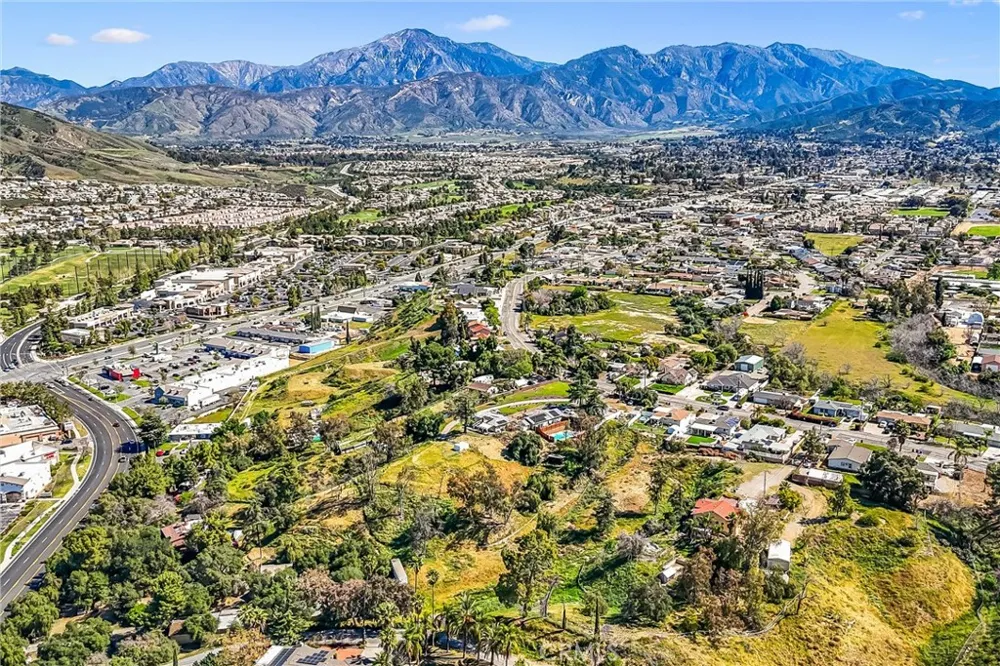 33574 Washington Drive Yucaipa, CA 92399