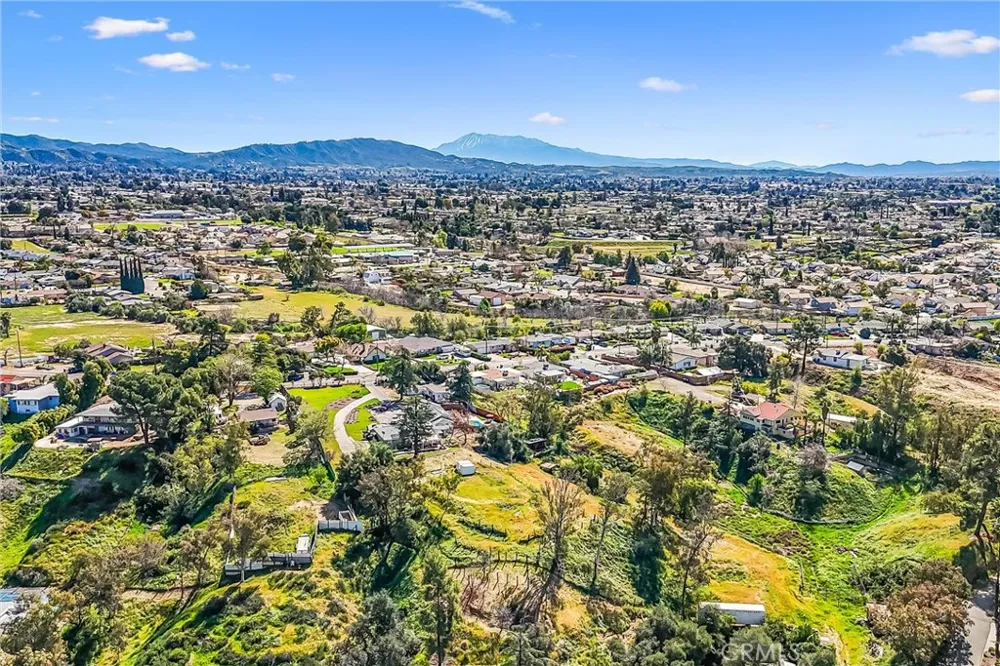 33574 Washington Drive Yucaipa, CA 92399