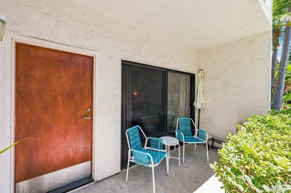 8310 Regents Road #1E San Diego, CA 92122
