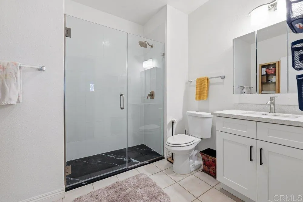 8310 Regents Road #1E San Diego, CA 92122