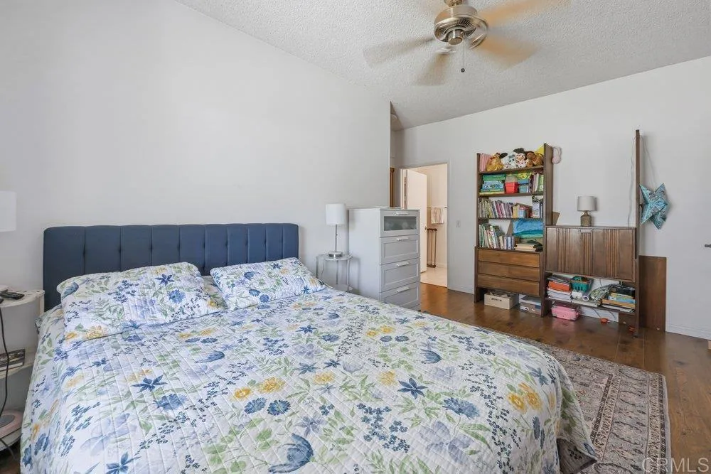 8310 Regents Road #1E San Diego, CA 92122
