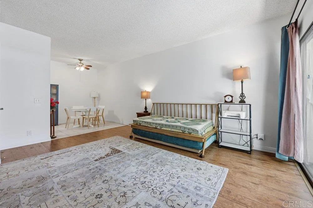 8310 Regents Road #1E San Diego, CA 92122