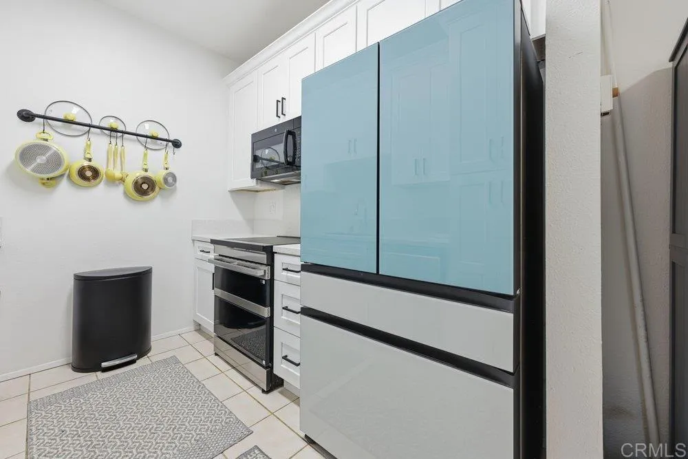 8310 Regents Road #1E San Diego, CA 92122