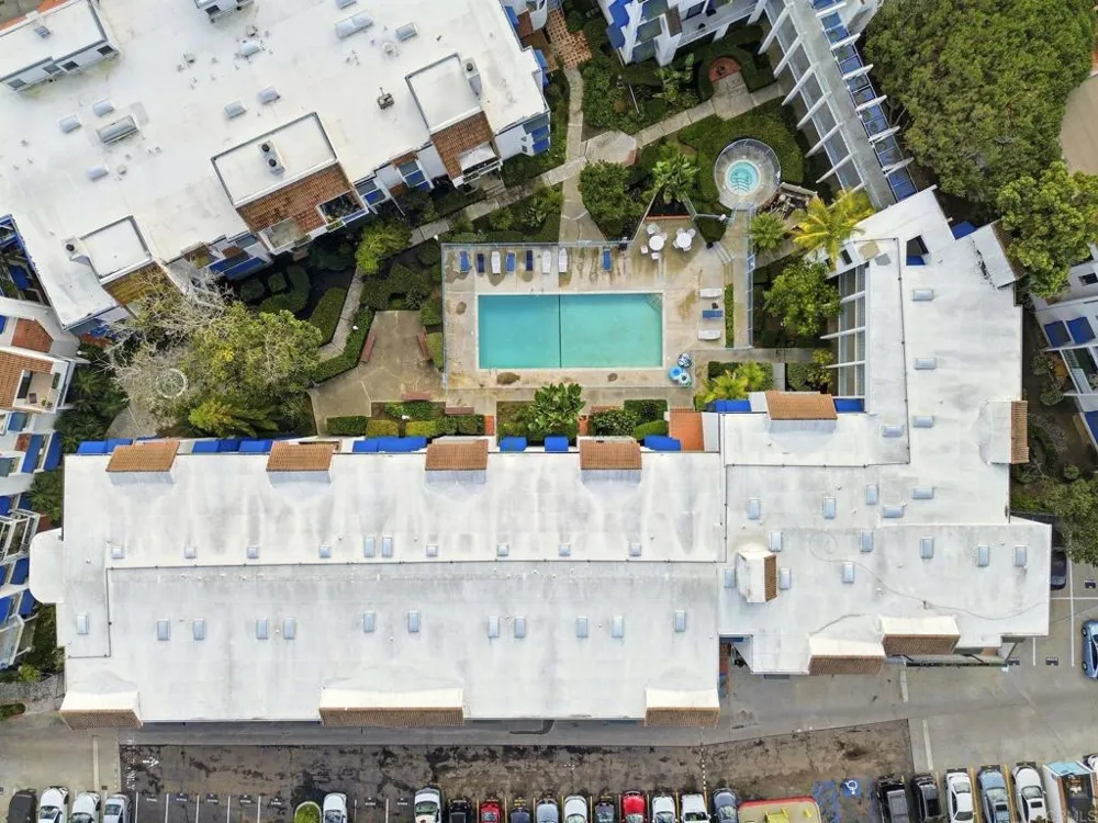 8310 Regents Road #1E San Diego, CA 92122