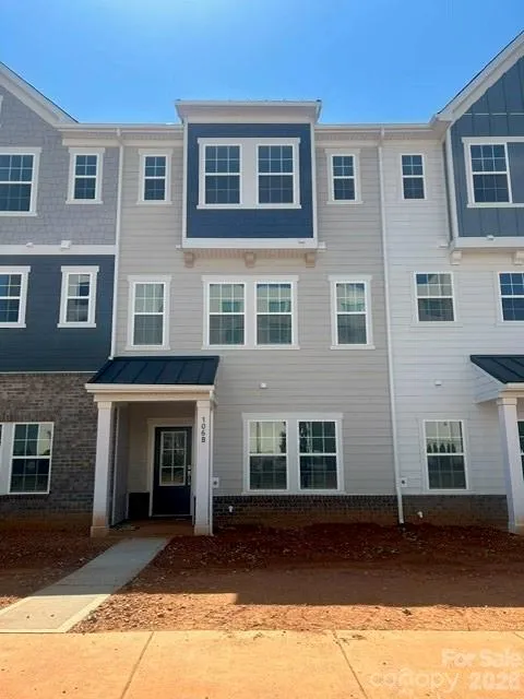 106 Nablus Trail #B