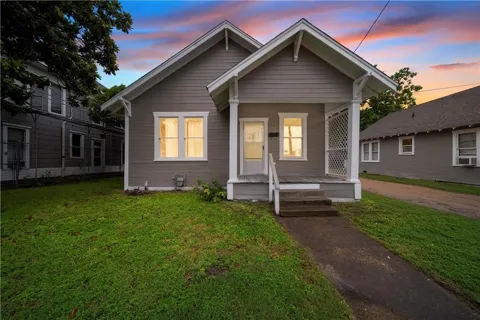 400 Live Oak Street