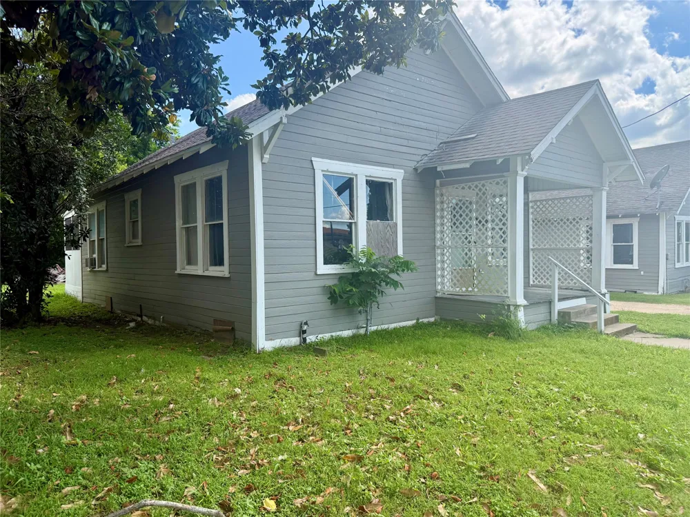 400 Live Oak Street Marlin, TX 76661