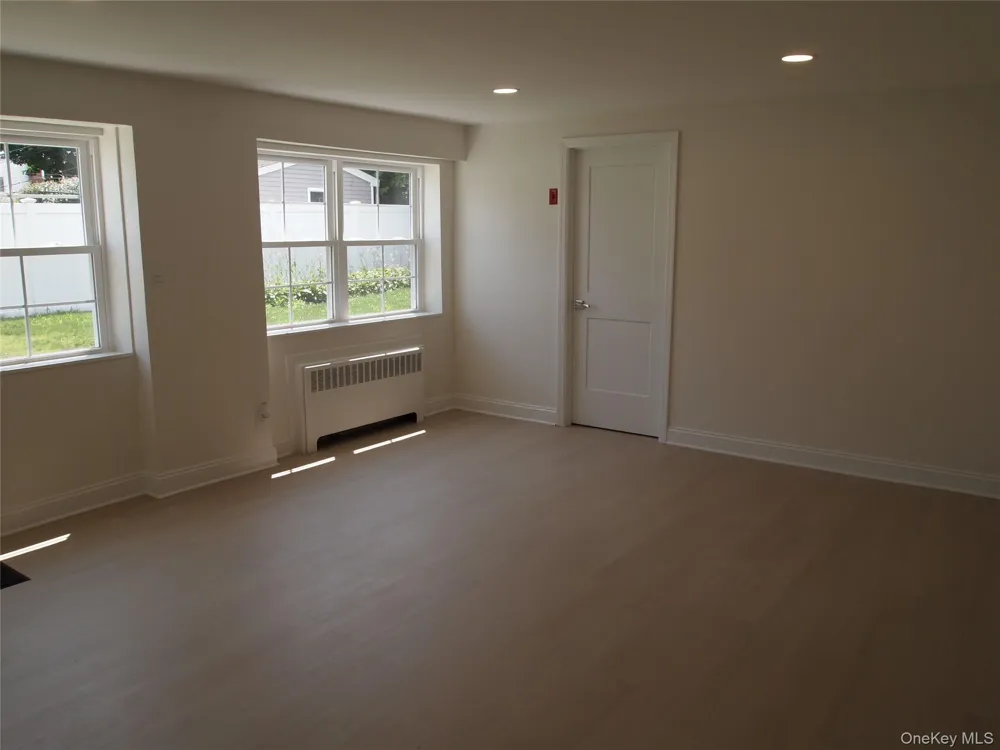 9 Walnut Place Massapequa, NY 11758